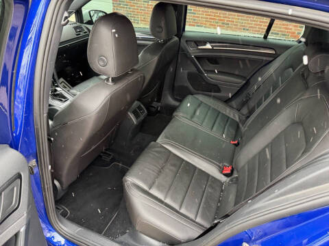 2016 Volkswagen Golf R 4Motion