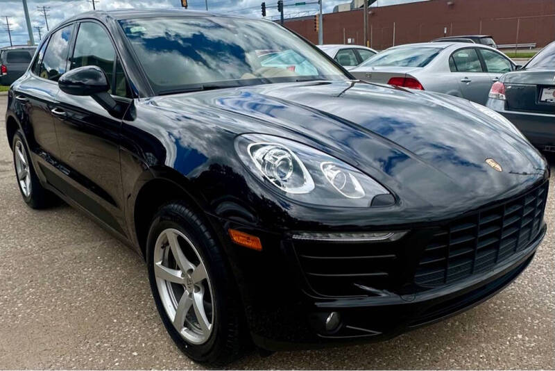 2017 Porsche Macan