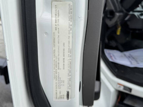 2015 Freightliner M2 106