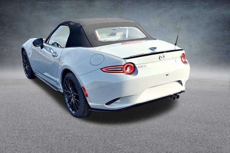 2025 Mazda MX-5 Miata Club