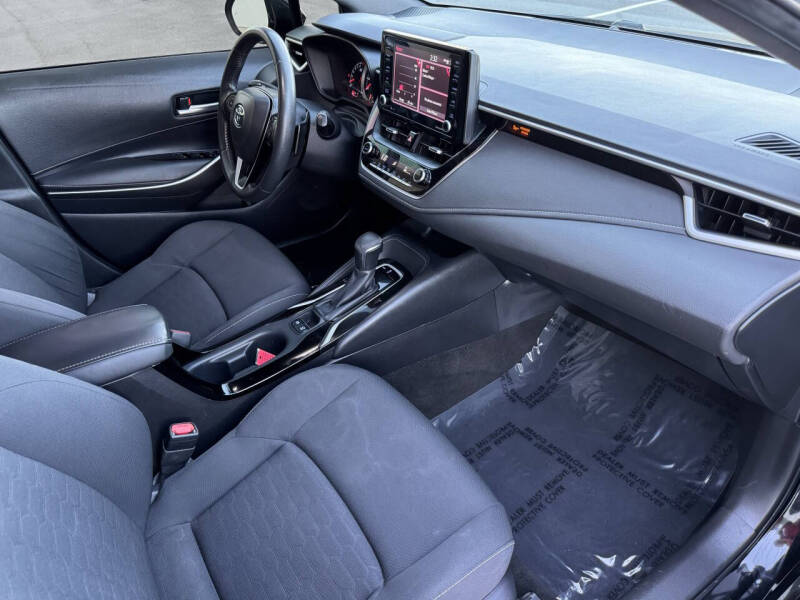 2020 Toyota Corolla Hatchback SE