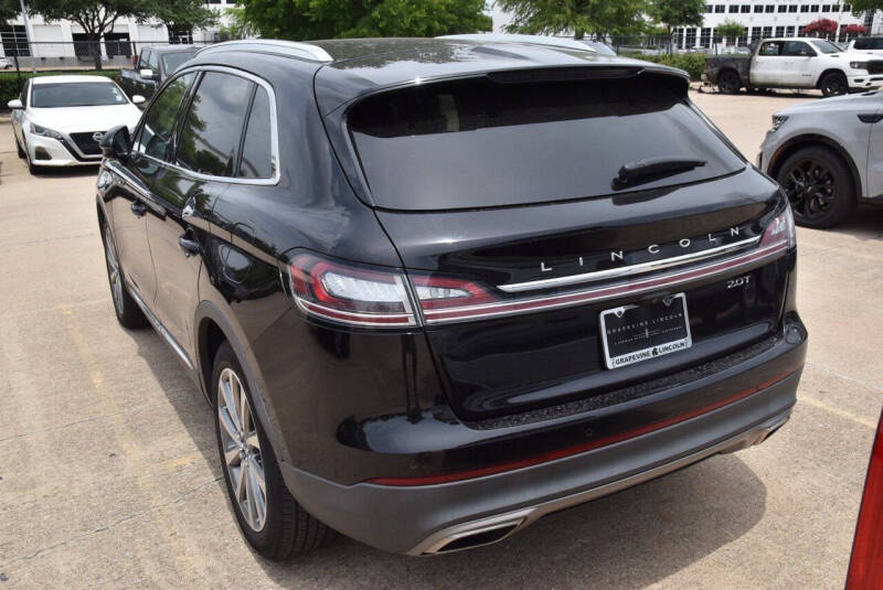 2019 Lincoln Nautilus Select