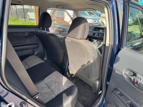 2013 Scion xB