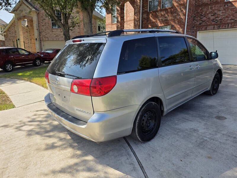 2007 Toyota Sienna LE 7-Passenger