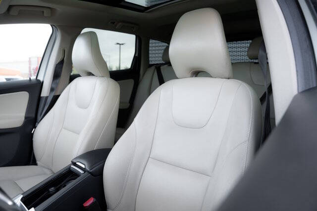 2017 Volvo XC60 T6 Inscription