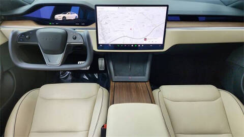 2021 Tesla Model S Plaid