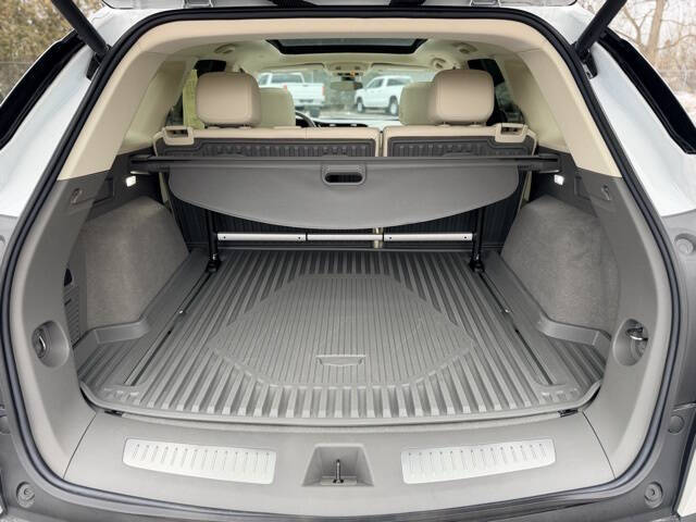 2022 Cadillac XT5 Premium Luxury