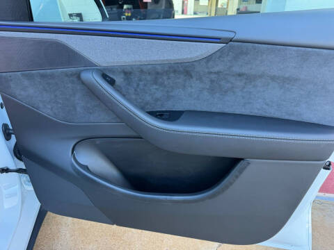 2026 Tesla Model Y Premium