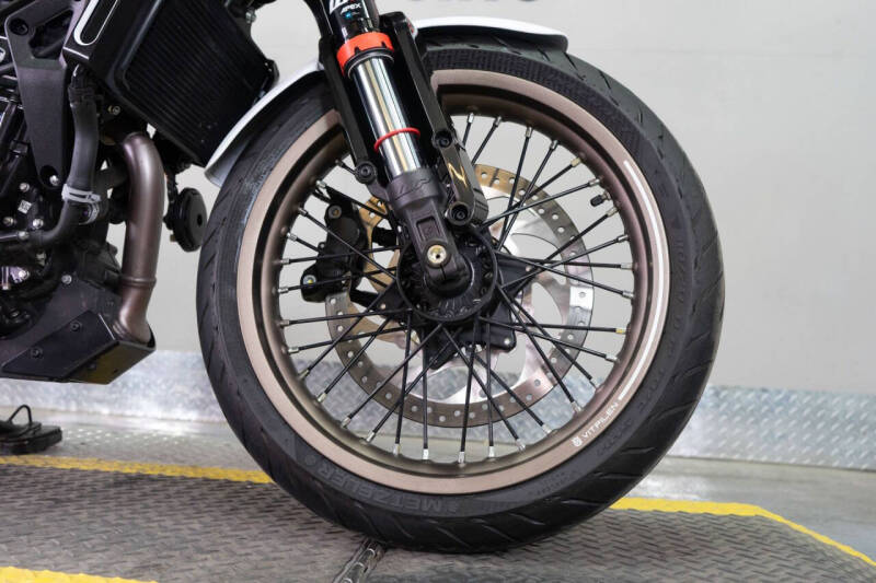 2023 Husqvarna Vitpilen 401