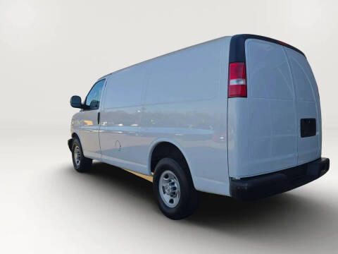 2021 Chevrolet Express 2500