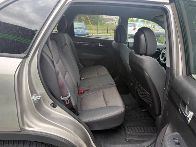2013 Kia Sorento LX