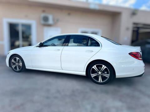 2017 Mercedes-Benz E-Class E 300 4MATIC