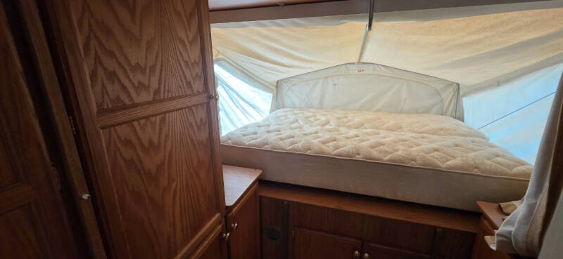 2006 Jay Feather EXP 25E