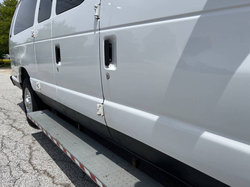 2013 Ford E-Series E-250