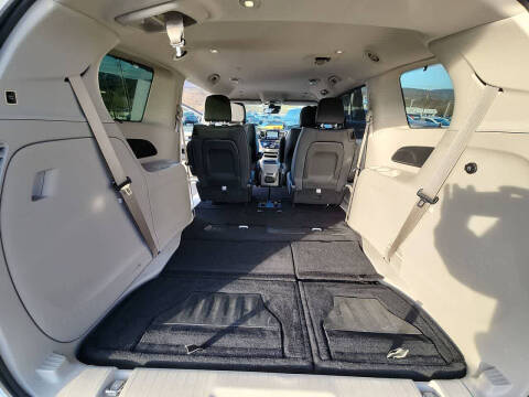 2020 Chrysler Pacifica Touring L