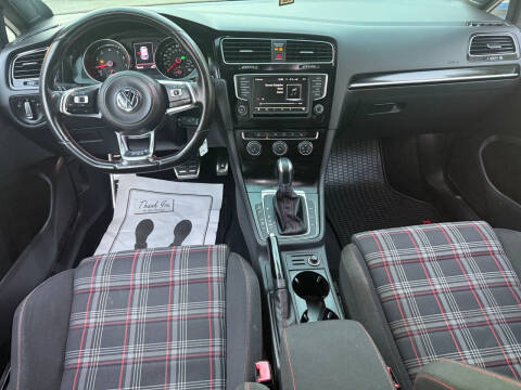 2017 Volkswagen Golf GTI S