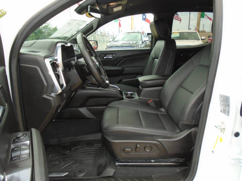 2024 GMC Canyon Elevation