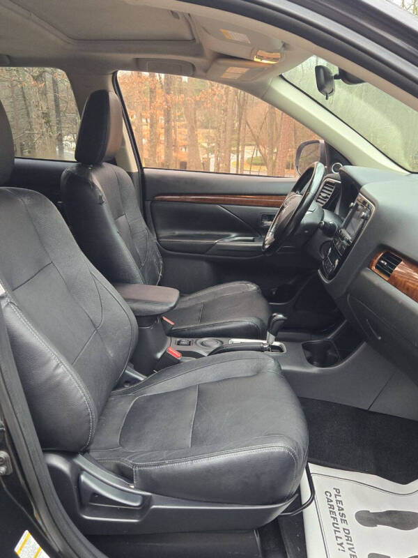 2015 Mitsubishi Outlander SE