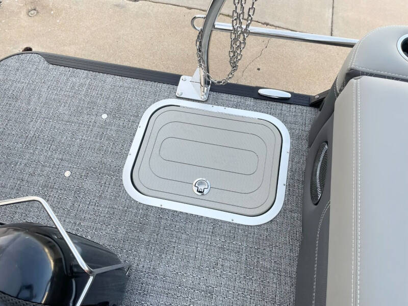 2024 Barletta Lusso 25UCA