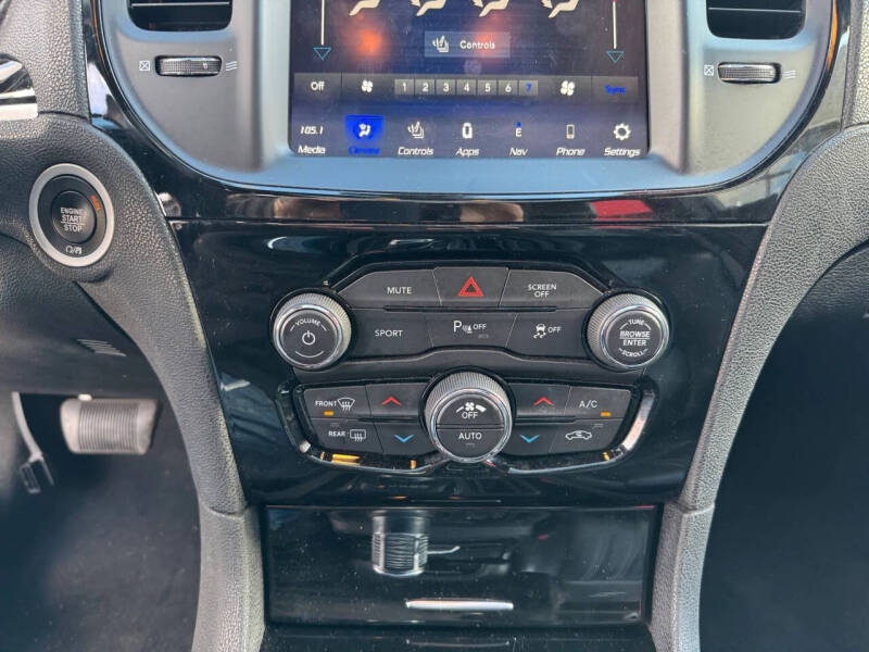 2023 Chrysler 300 S V6