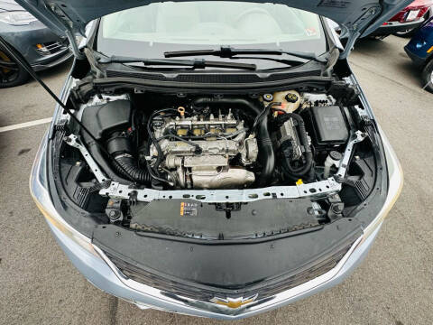 2017 Chevrolet Cruze LS Auto