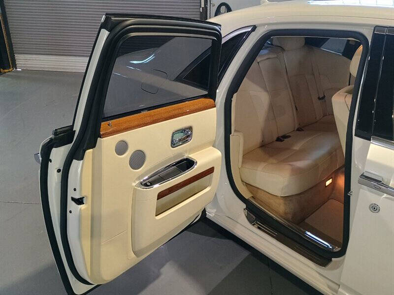 2011 Rolls-Royce Ghost 67