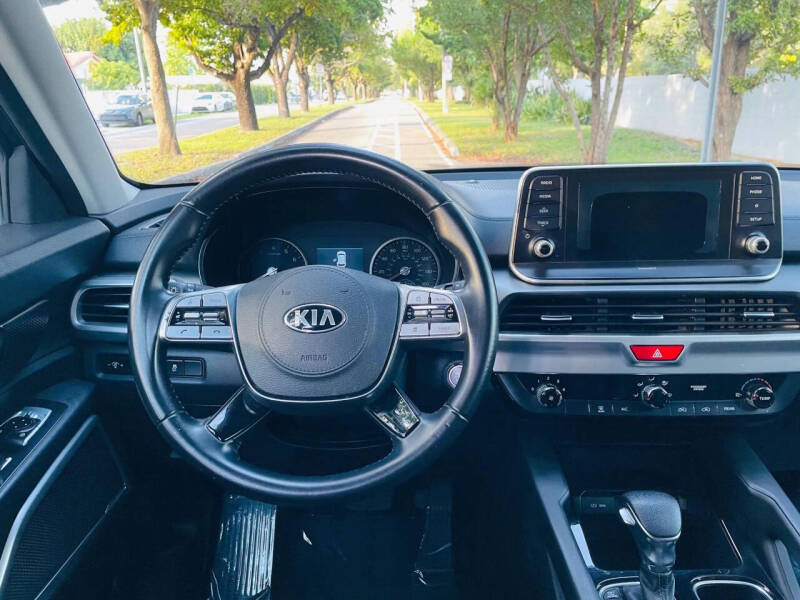 2020 Kia Telluride LX