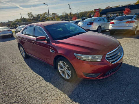 2013 Ford Taurus SEL