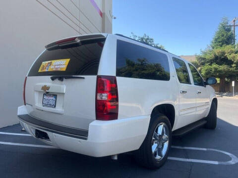 2014 Chevrolet Suburban LTZ