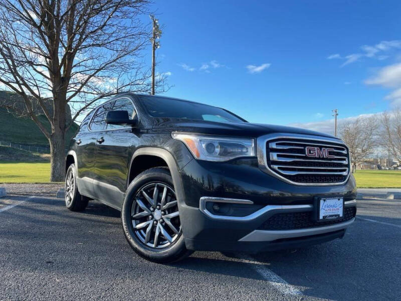 2017 GMC Acadia SLT-1