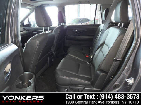 2022 Honda Pilot SE
