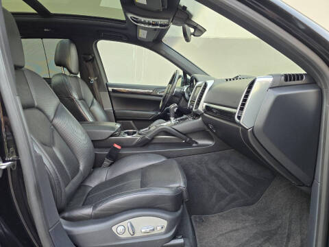2013 Porsche Cayenne S