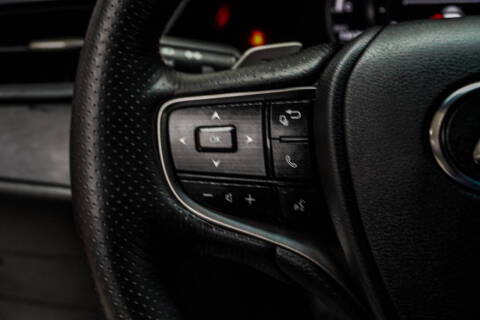 2024 Lexus ES 350 F SPORT Handling