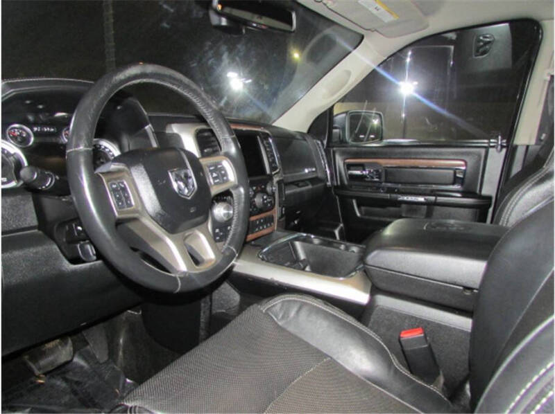 2016 RAM 1500 Laramie