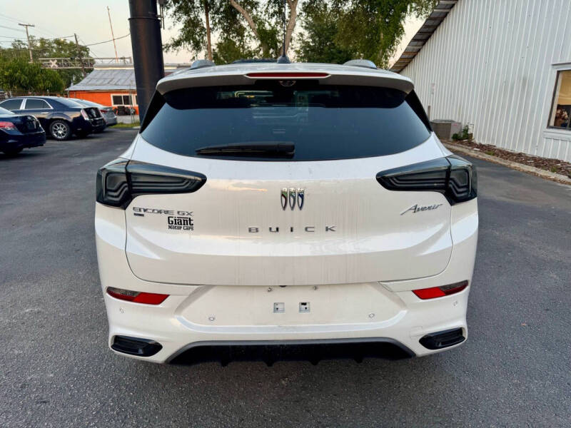 2024 Buick Encore GX Avenir