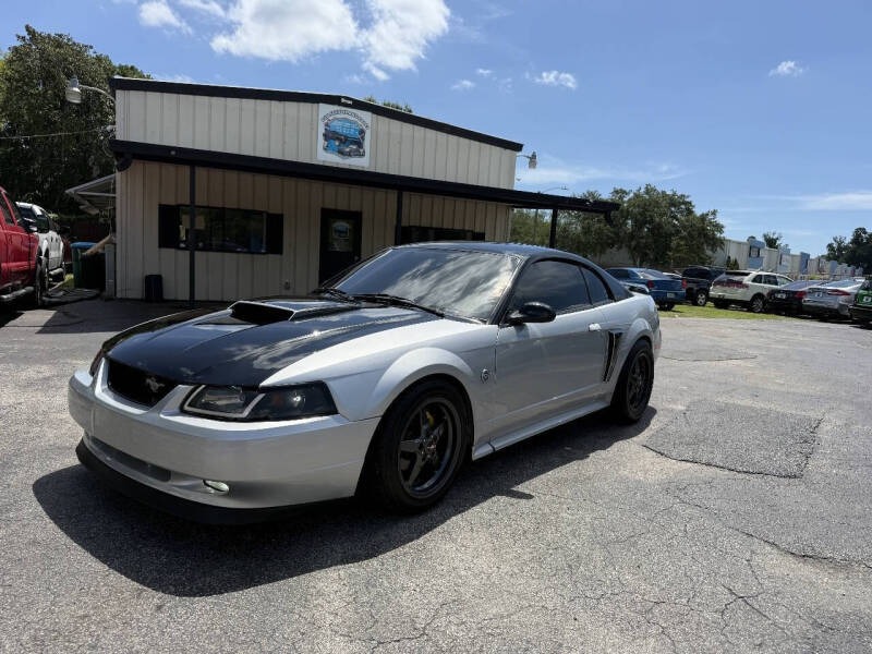 2004 Ford Mustang GT Deluxe