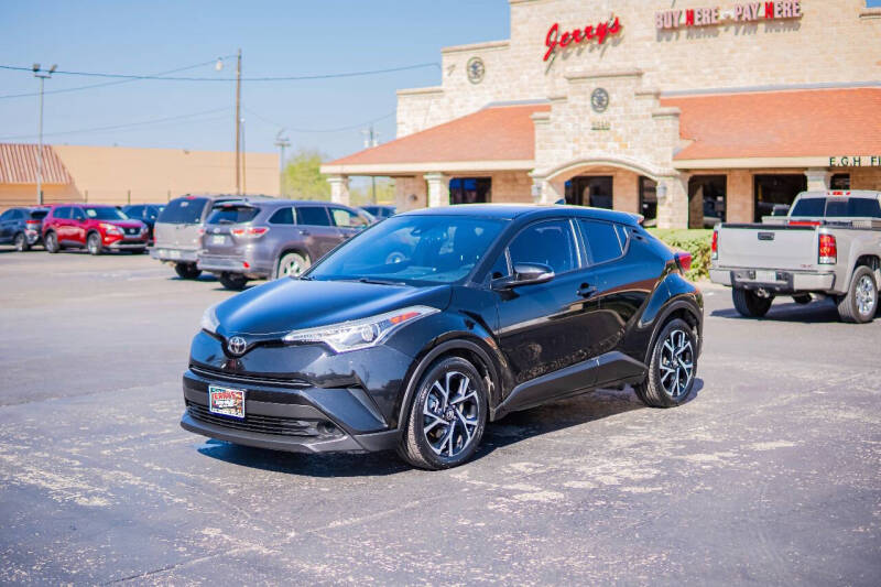 2018 Toyota C-HR XLE's photo