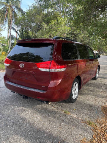 2013 Toyota Sienna
