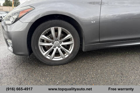 2015 Infiniti Q70 3.7