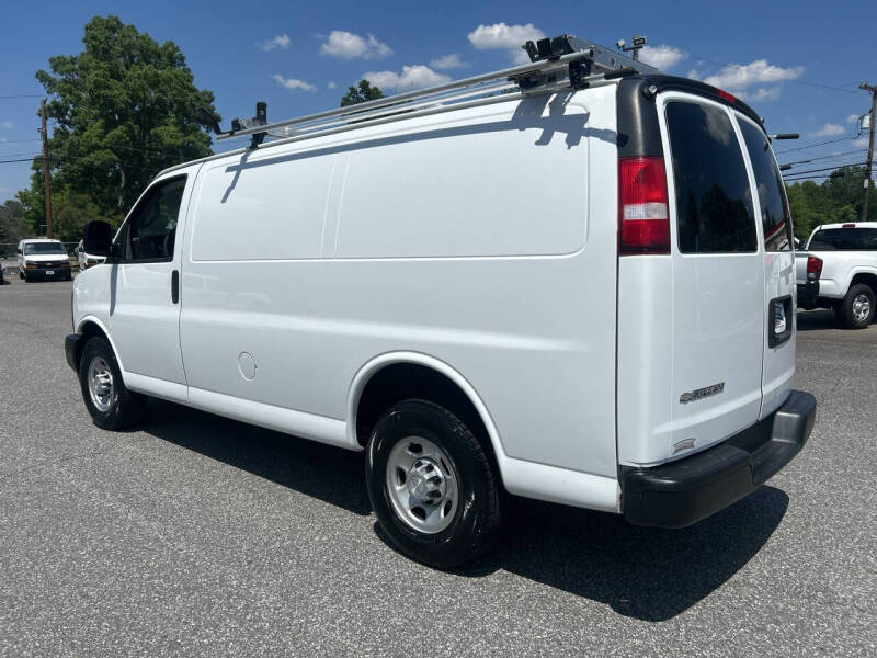2017 Chevrolet Express 2500