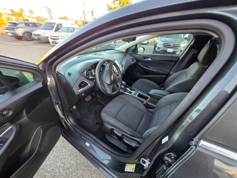 2017 Chevrolet Cruze LT Auto
