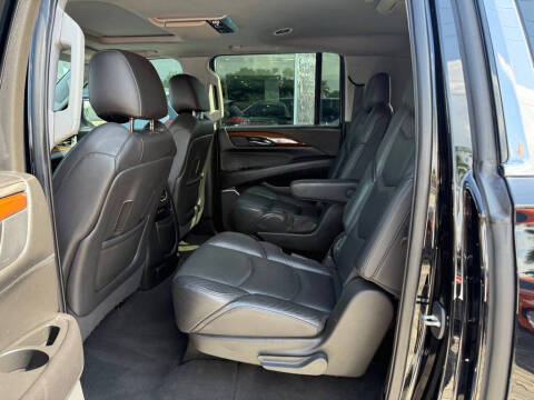 2020 Cadillac Escalade ESV Premium Luxury