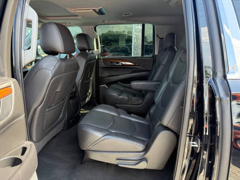 2020 Cadillac Escalade ESV Premium Luxury