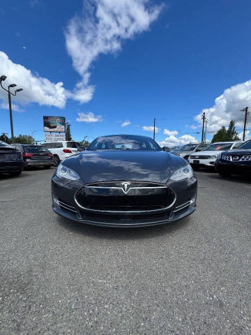 2015 Tesla Model S 85D