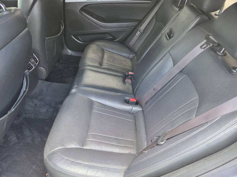 2015 Hyundai Genesis