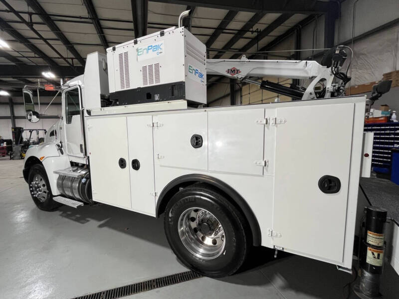 2016 Kenworth T270
