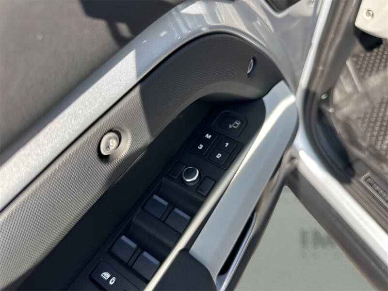 2020 Land Rover Defender 110 HSE