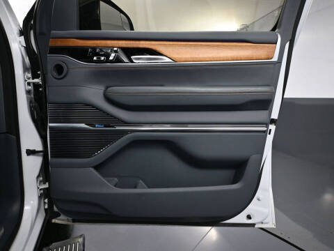 2023 Jeep Grand Wagoneer L Series II