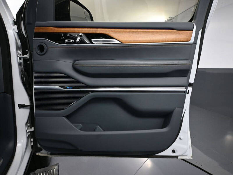 2023 Jeep Grand Wagoneer L Series II