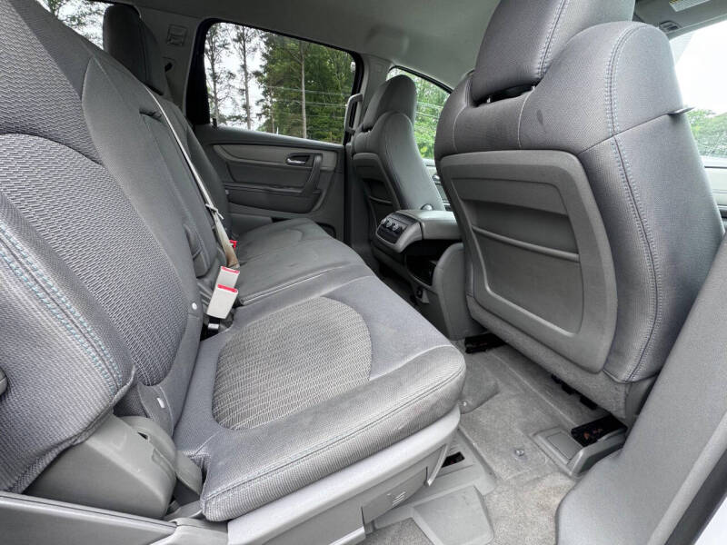 2017 Chevrolet Traverse LS